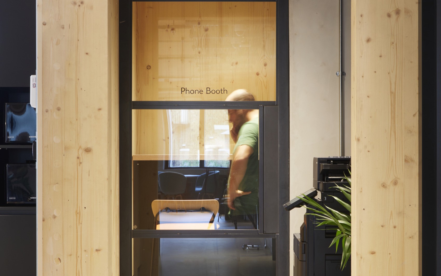 Looking for a new place to work our dedicated desks come with access to phone booths for private calls.
